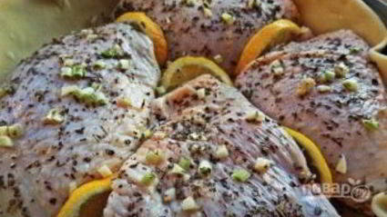 курица, запеченная в съедобной тарелке