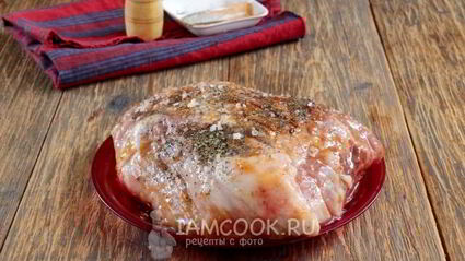 окорок свиной, запеченный в духовке в фольге