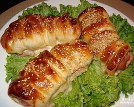 Сардельки, фаршированные картошкой