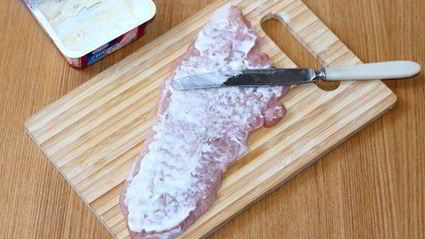 свинина, фаршированная рисом, грибами и креветками