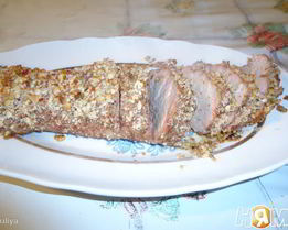 Свинина в ореховой панировке