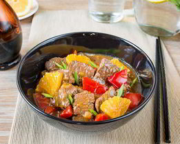 Телятина с апельсинами и сладким перцем