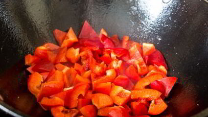 телятина с апельсинами и сладким перцем