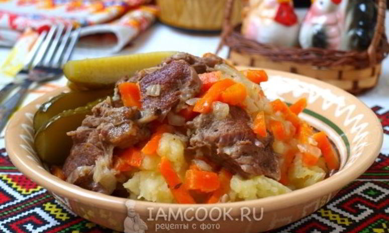 Рецепт тушеной баранины с луком и морковью