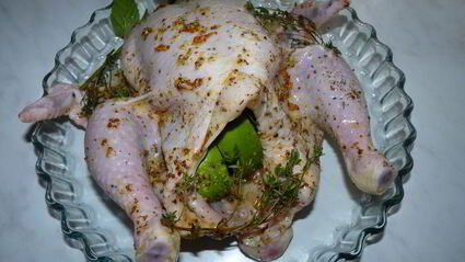 запеченная курица с салатом из моркови с кунжутом