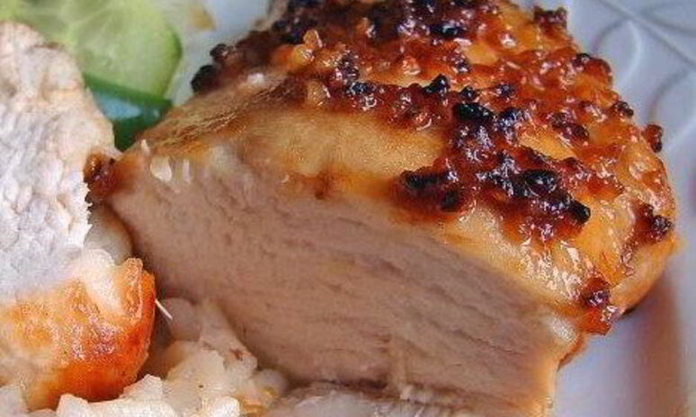 Рецепт запеченого куриного филе с чесноком