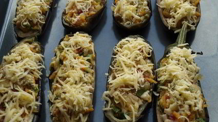 баклажаны фаршированные овощами и копченой грудинкой