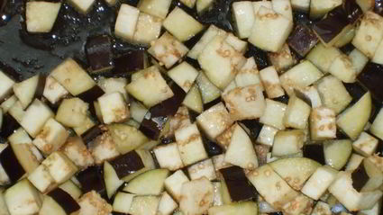 баклажаны с козьим сыром и базиликом