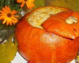 Фаршированная тыква, запеченная в духовке с рисом