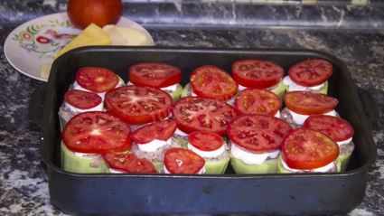 кабачки в духовке с фаршем с сыром