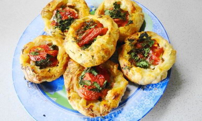 Рецепт кабачков в слоеном тесте запеченные