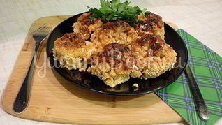 Цветная капуста, запеченная в сметанно-сырном соусе