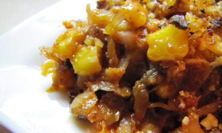 Рецепт тушеной капусты с кукурузой, курагой, черносливом