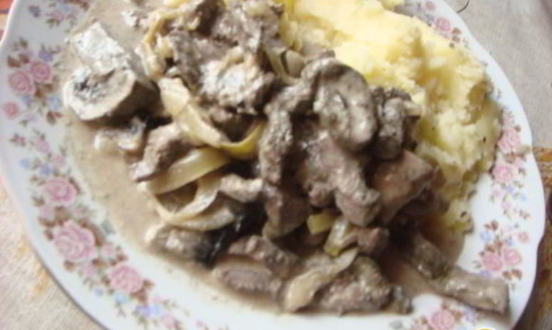 Рецепт говяжьей печени, тушеной с овощами