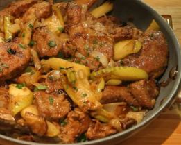 Говяжья печень жареная с луком