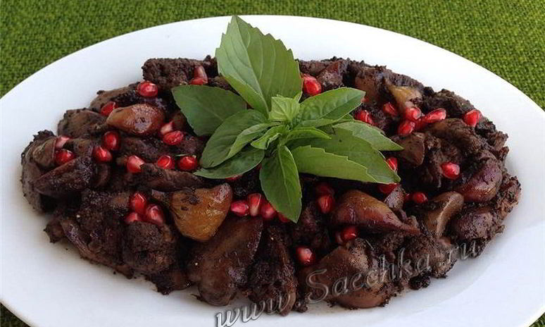 Рецепт куриной печени с инжиром и вином
