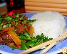 Куриная печень с овощами по-китайски