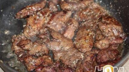 куриная печень тушеная по-итальянски с апельсином