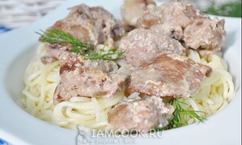 Рецепт куриной печени тушеной в сметане