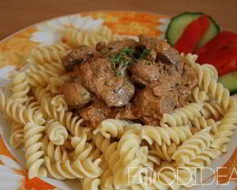 Куриная печень в сметане