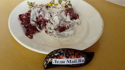 куриная печень в сметанном соусе