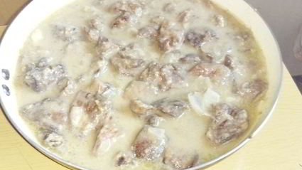 куриная печень в сметанном соусе