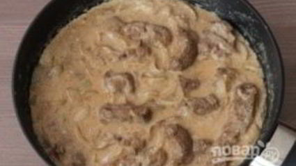 печень баранья в сметане