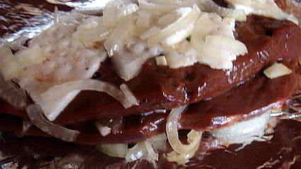 печень говяжья, запеченная под сырной шапкой