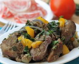 Печень с овощами