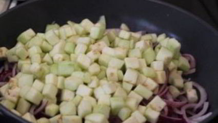 печень с овощами