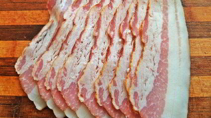 печень в беконе с картофелем