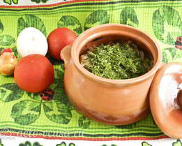 Пельмени в горшочках с грибами