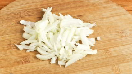 пельмени в горшочках с грибами