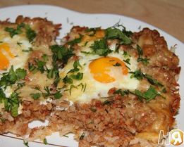 Джамбалайя — рис с фаршем и яйцами запеченные