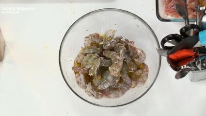 испанская паэлья с курицей и тигровыми креветками