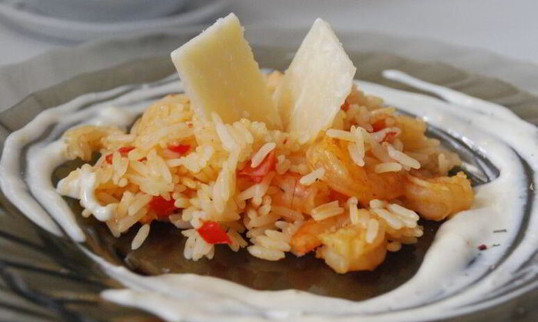 Рецепт лимонной валенсийской паэльи с креветками