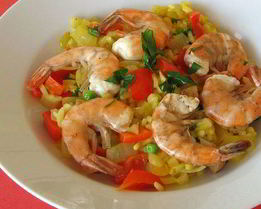 Паэлья с копченой ветчиной и креветками