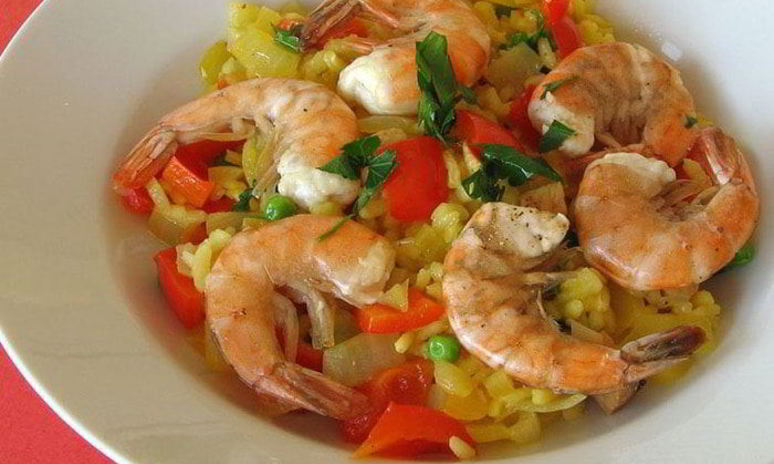 Рецепт паэльи с копченой ветчиной и креветками