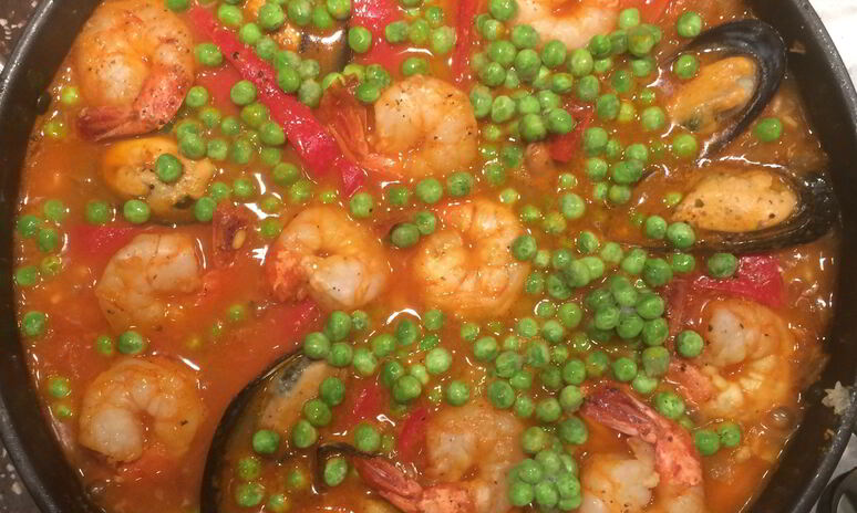 Рецепт паэльи с уткой и морским гадами