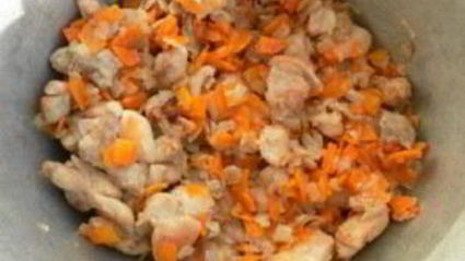 плов из куриных бедрышек