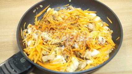 плов с курицей и грибами