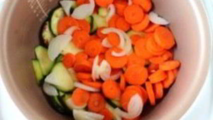 плов с курицей и кабачками