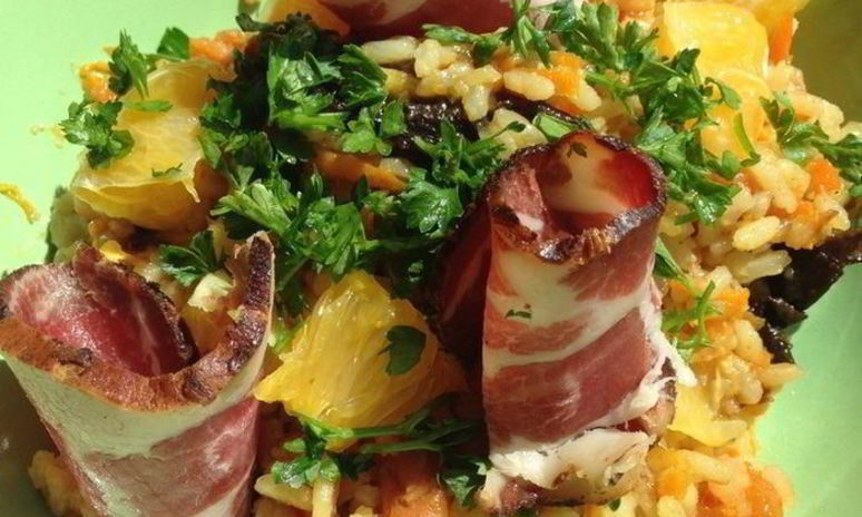 Рецепт плова с сухофруктами, апельсинами и копченой корейкой