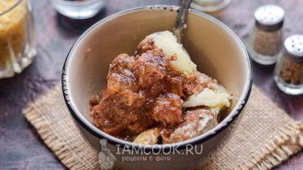 плов с тушенкой в мультиварке