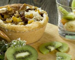 Сладкий плов с сухофруктами и орехами