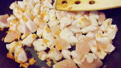 фрикасе из курицы с рисовым медвежонком