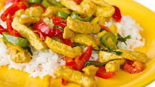 Куриное рагу с грибами и перцами