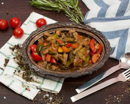 Овощное рагу со свининой