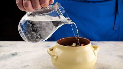 овощное рагу, запеченное в горшочках