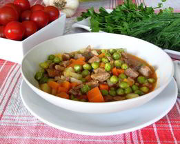 Рагу из зеленого горошка с мясом